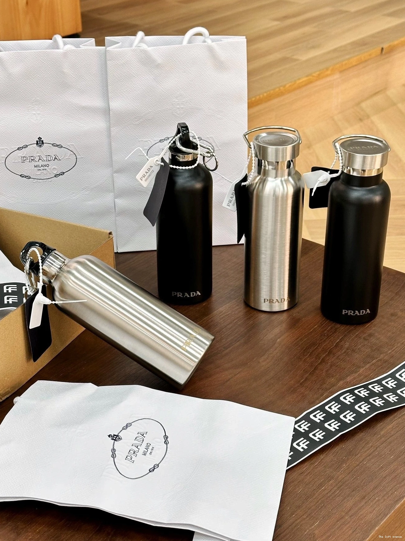 2.0 STEEL BOTTLE STAINLESS PRADA 0809